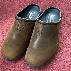 Blundstone Brown Leather Slip-On Clog